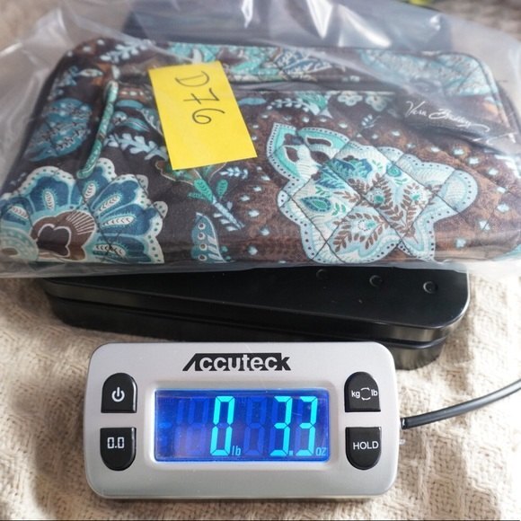 Vera Bradley Java Blue Zip Around Quilted Wallet Clutch - Picture 7 of 8